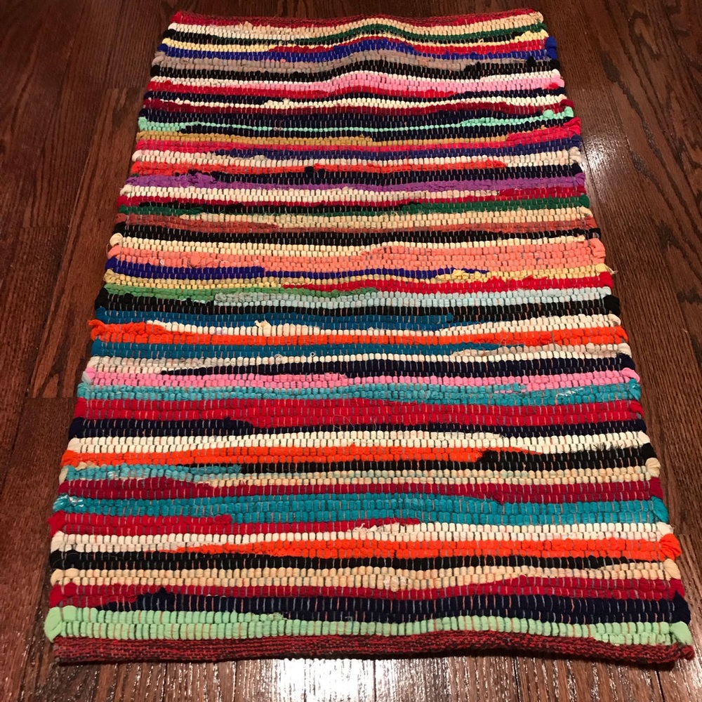 Chindi | Colorful Woven Rug - Picture 2 of 6